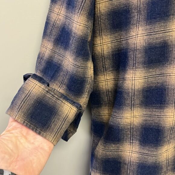 Peter Millar Men’s Plaid Button Collared Down Long Sleeve Pocket Shirt- Medium - Picture 5 of 13